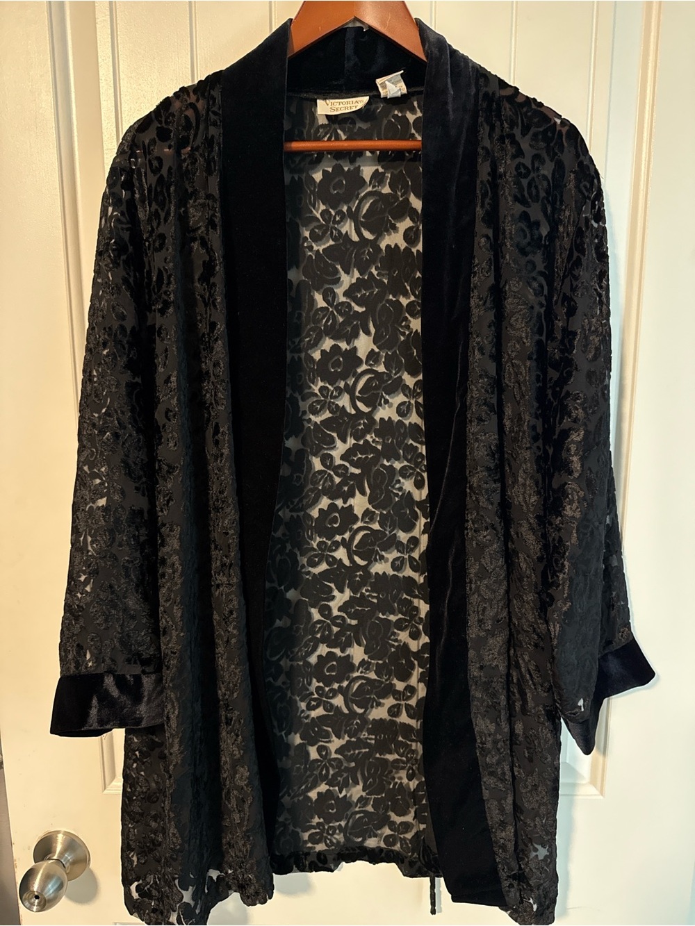 Vintage Victoria's Secret Black Floral Lace Burnout Velvet Trim Robe Whimsigoth